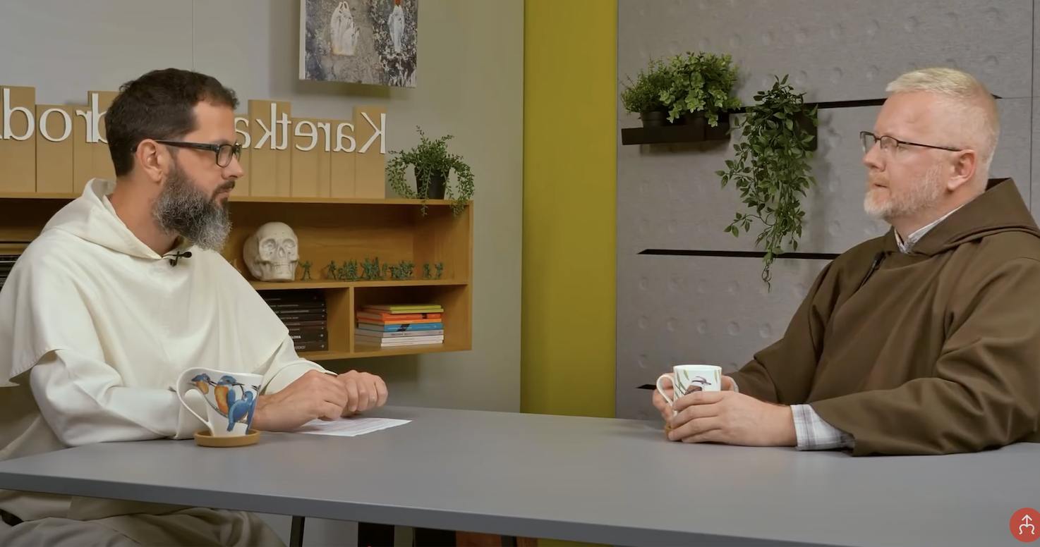 „KARETKA W DRODZE (16)”